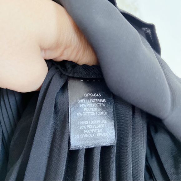 Self Portrait Adeline Lace Up Pleated Dress - Picture 7 of 13